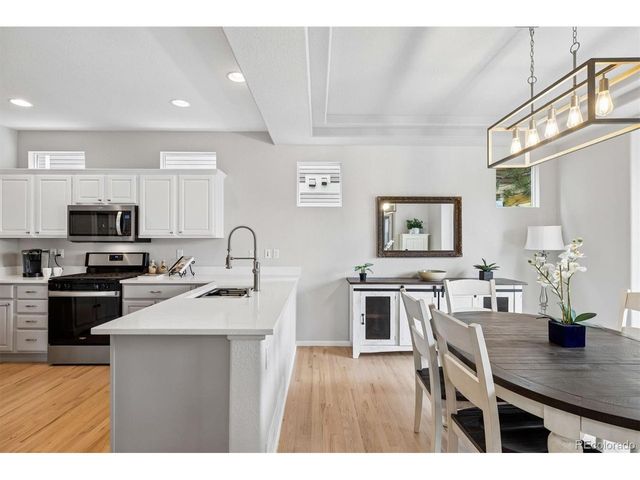 8394 Deframe Ct, Arvada, CO 80005