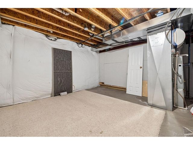 8394 Deframe Ct, Arvada, CO 80005