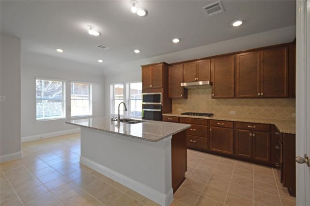 3808 Pennington Avenue, Little Elm, TX 75068