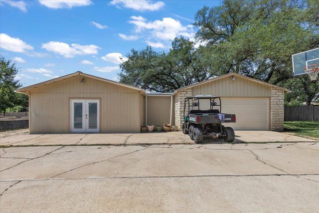 24705 Whitney DR, Spicewood, TX 78669