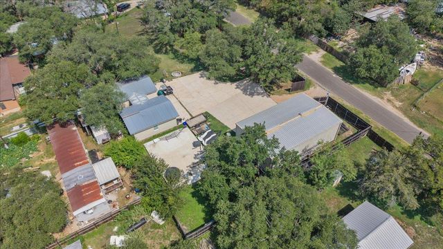 24705 Whitney DR, Spicewood, TX 78669