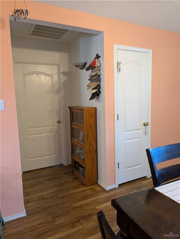 2504 Starling W Circle 321, Palmview, TX 78572