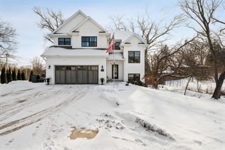 W3801 Woodland DRIVE, Lake Geneva, WI 53147