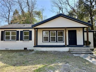 2905 S Sherwood Drive, Mobile, AL 36606