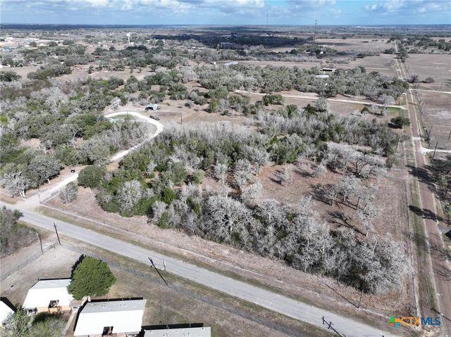 838 E. Oak St., Goliad, TX 77963