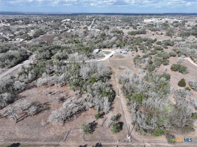 838 E. Oak St., Goliad, TX 77963