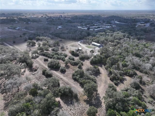 838 E. Oak St., Goliad, TX 77963