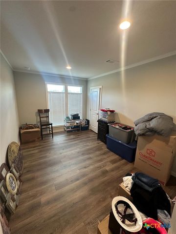 838 E. Oak St., Goliad, TX 77963