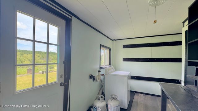 651 Cr 45, Earlton, NY 12058