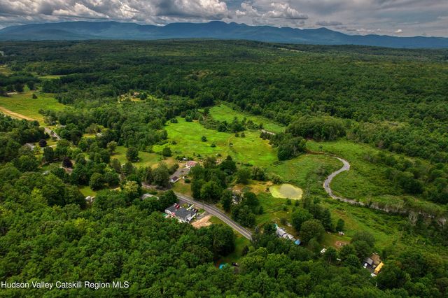 651 Cr 45, Earlton, NY 12058