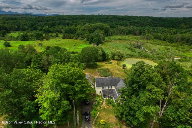 651 Cr 45, Earlton, NY 12058