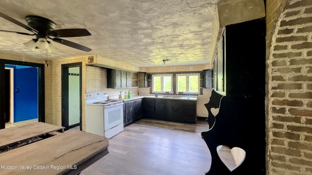 651 Cr 45, Earlton, NY 12058