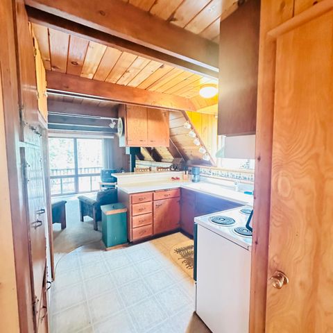 3292 El Camino Boot Strap, Arnold, CA 95223