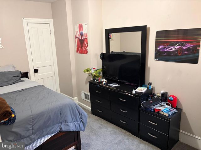 546 N 3RD ST, Steelton, PA 17113