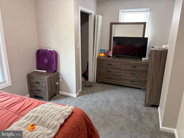 546 N 3RD ST, Steelton, PA 17113