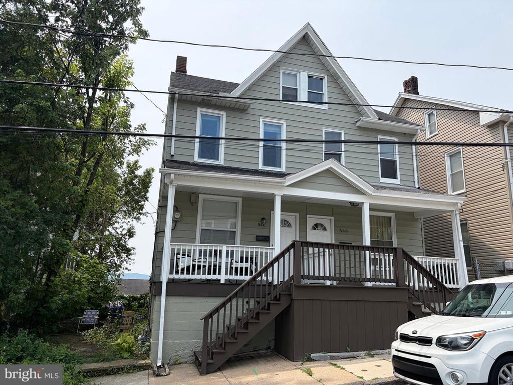 546 N 3RD ST, Steelton, PA 17113
