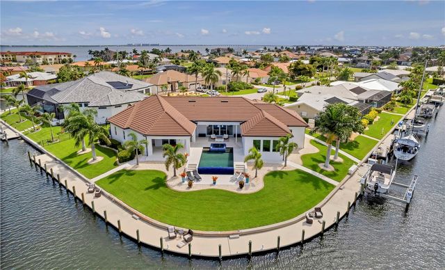 2795 BAY COURT, Punta Gorda, FL 33950