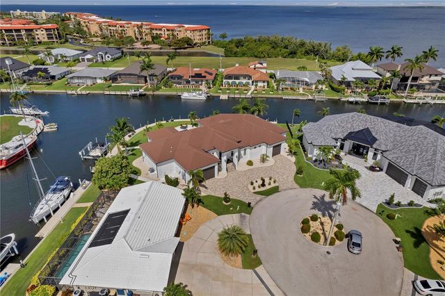 2795 BAY COURT, Punta Gorda, FL 33950