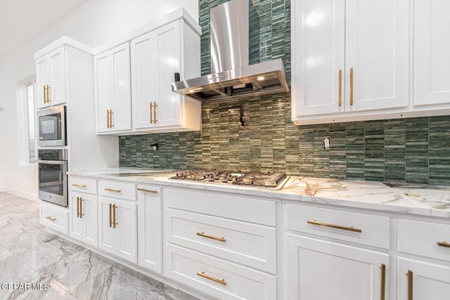 13392 EMERALD GLASS Drive, Horizon City, TX 79928