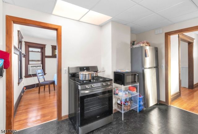 17 Wellington Ave, West Orange Twp., NJ 07052