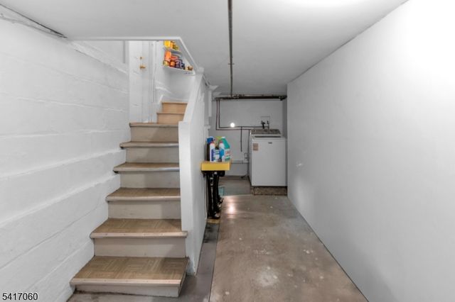 17 Wellington Ave, West Orange Twp., NJ 07052