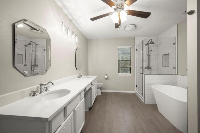 4770 Oak Knoll Lane, Montgomery, TX 77316