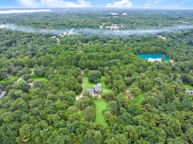 4770 Oak Knoll Lane, Montgomery, TX 77316