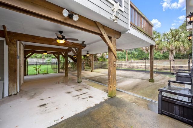 4770 Oak Knoll Lane, Montgomery, TX 77316