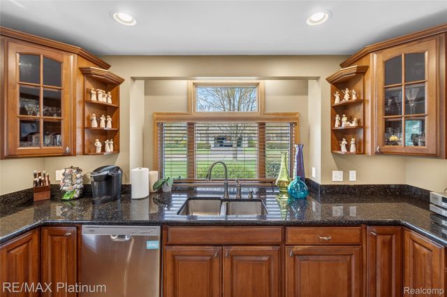 1127 Steph Lane 58, Brighton, MI 48116