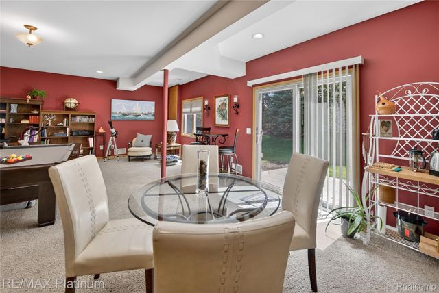 1127 Steph Lane 58, Brighton, MI 48116