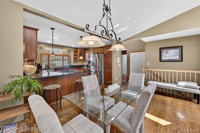 1127 Steph Lane 58, Brighton, MI 48116