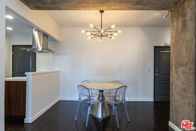 1155 N La Cienega Boulevard 110, West Hollywood, CA 90069