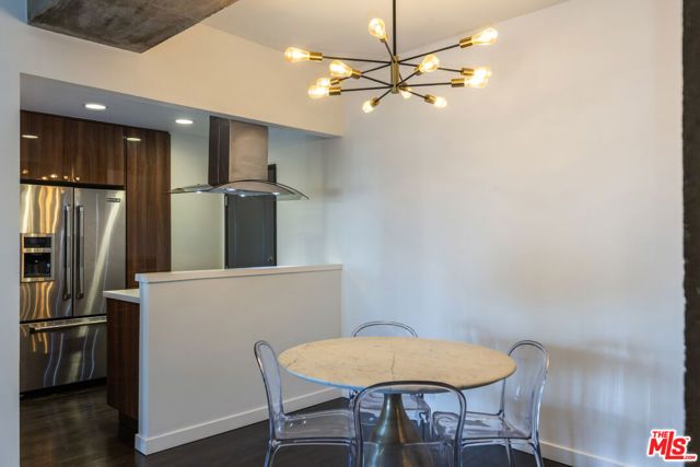 1155 N La Cienega Boulevard 110, West Hollywood, CA 90069