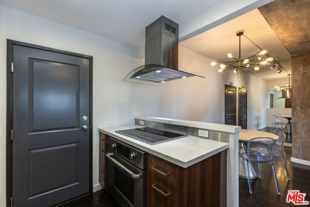 1155 N La Cienega Boulevard 110, West Hollywood, CA 90069