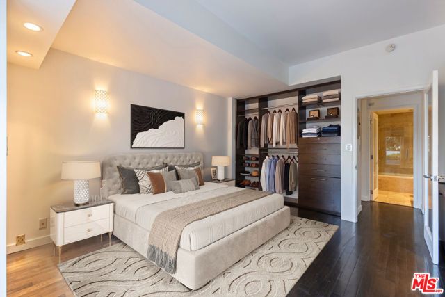 1155 N La Cienega Boulevard 110, West Hollywood, CA 90069