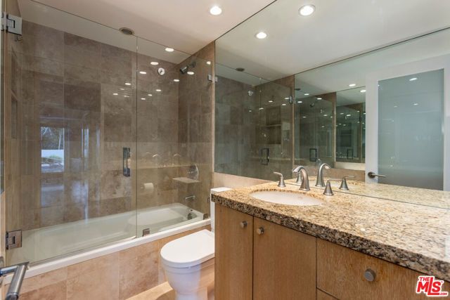1155 N La Cienega Boulevard 110, West Hollywood, CA 90069