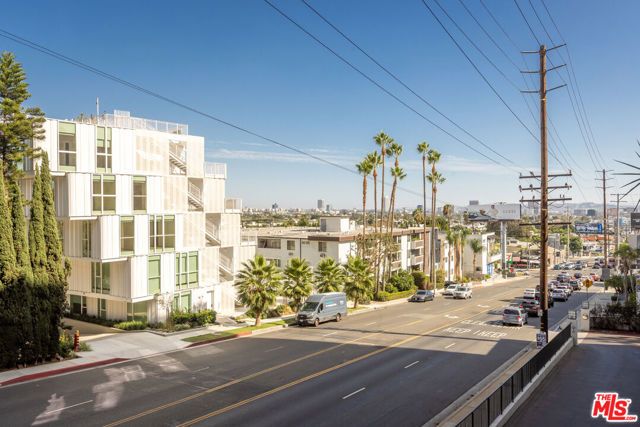 1155 N La Cienega Boulevard 110, West Hollywood, CA 90069