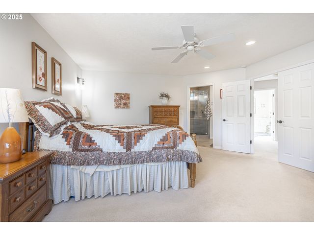 1116 Russ Ln, Mc Minnville, OR 97128