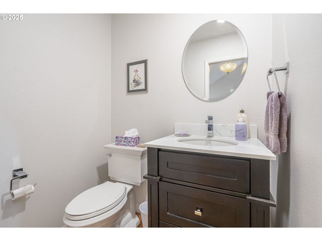 1116 Russ Ln, Mc Minnville, OR 97128