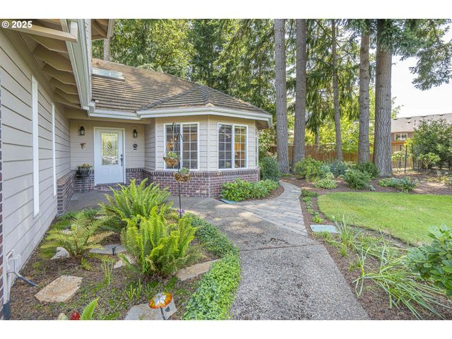 1116 Russ Ln, Mc Minnville, OR 97128