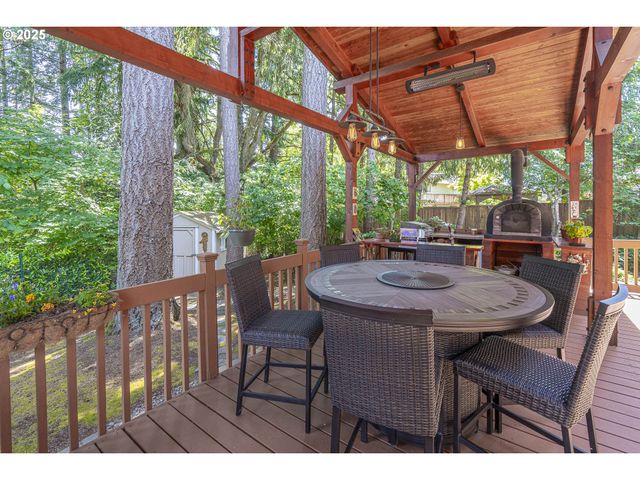 1116 Russ Ln, Mc Minnville, OR 97128