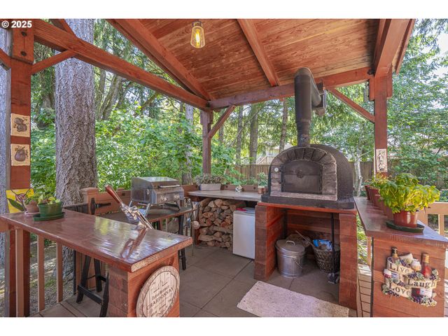1116 Russ Ln, Mc Minnville, OR 97128