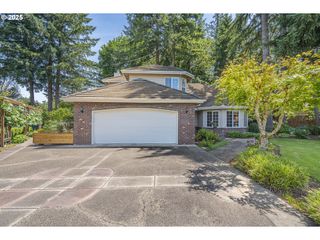 1116 Russ Ln, Mc Minnville, OR 97128