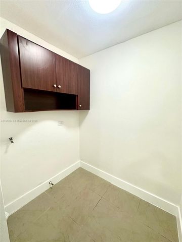 3947 NW 207th St Rd, Miami Gardens, FL 33055