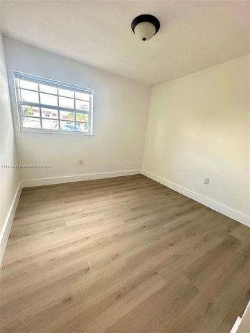 3947 NW 207th St Rd, Miami Gardens, FL 33055