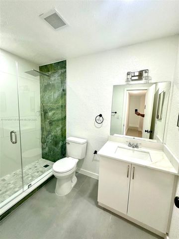 3947 NW 207th St Rd, Miami Gardens, FL 33055