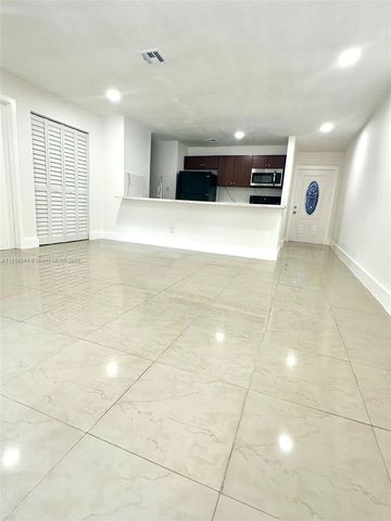 3947 NW 207th St Rd, Miami Gardens, FL 33055