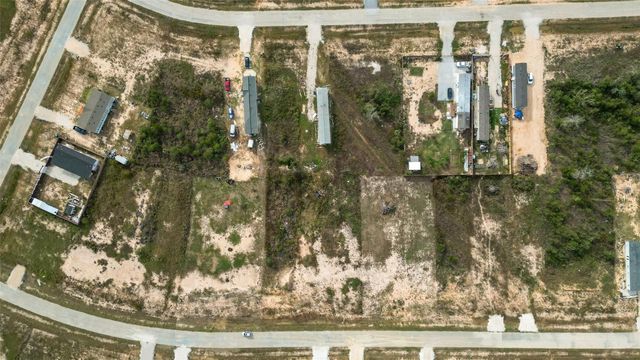 241 Road 5705, Cleveland, TX 77327