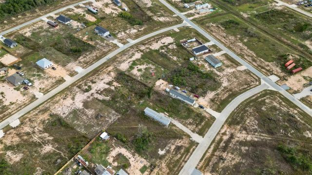241 Road 5705, Cleveland, TX 77327