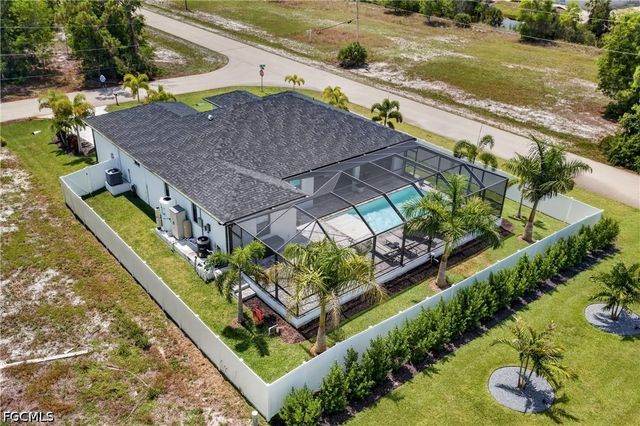 4700 NW 38th AVE, Cape Coral, FL 33993